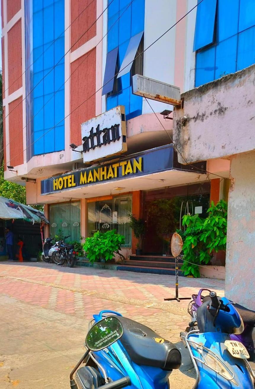 Hotel Manhattan Ченнаи Экстерьер фото